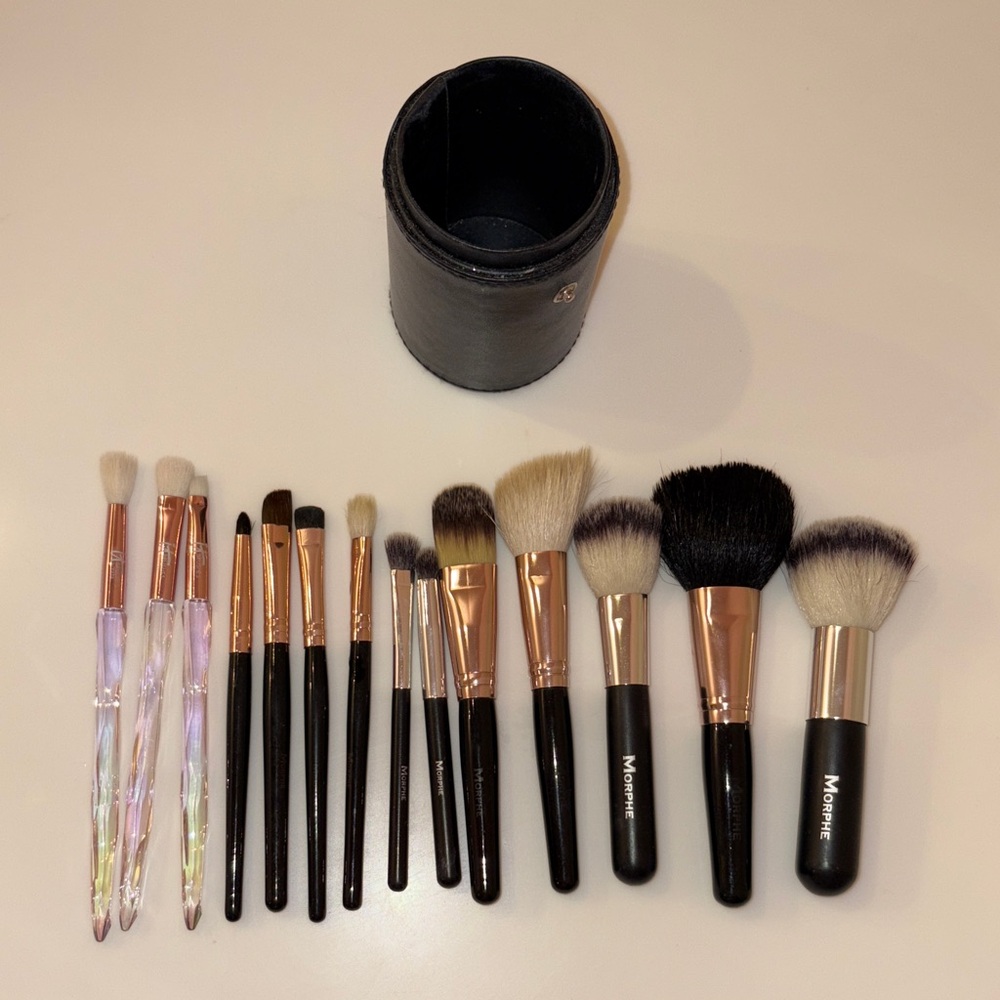 Morphe Makeup Brush Set with Black and Rose Gold Handles